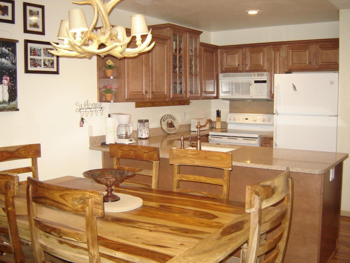Summit Ski Resort 2Br-2Ba, Mammoth Lakes Pokój zdjęcie